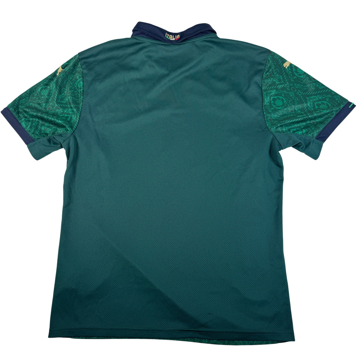 Back of Italy 2019/2020/2021 third football shirt, size Medium