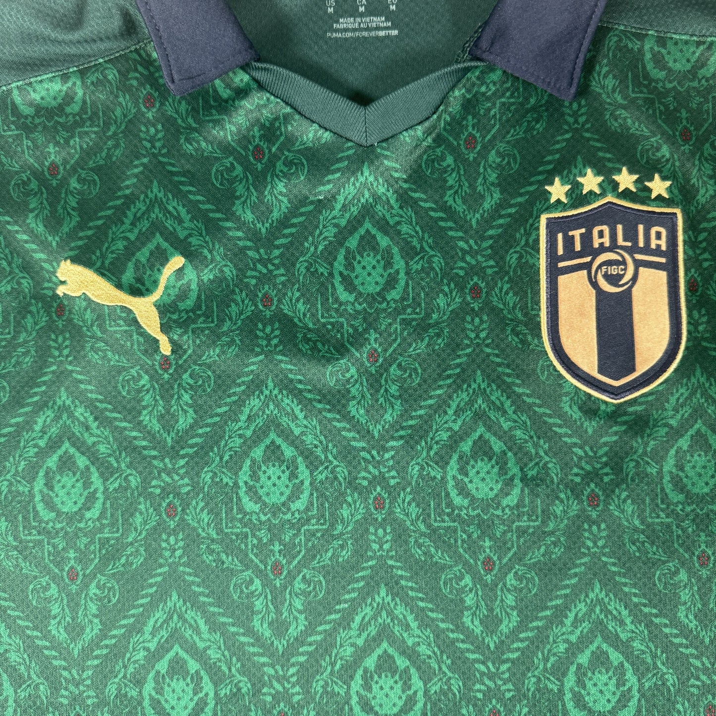 Italy 2020/2021/2022 Third Football Shirt Large