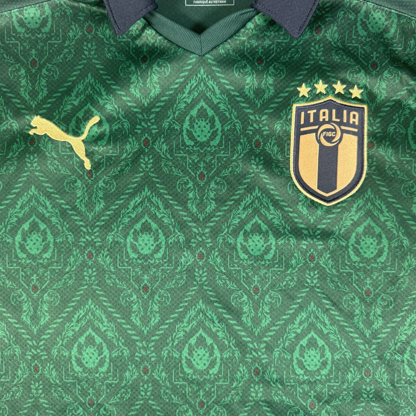 Italy 2020/2021/2022 Third Football Shirt Medium