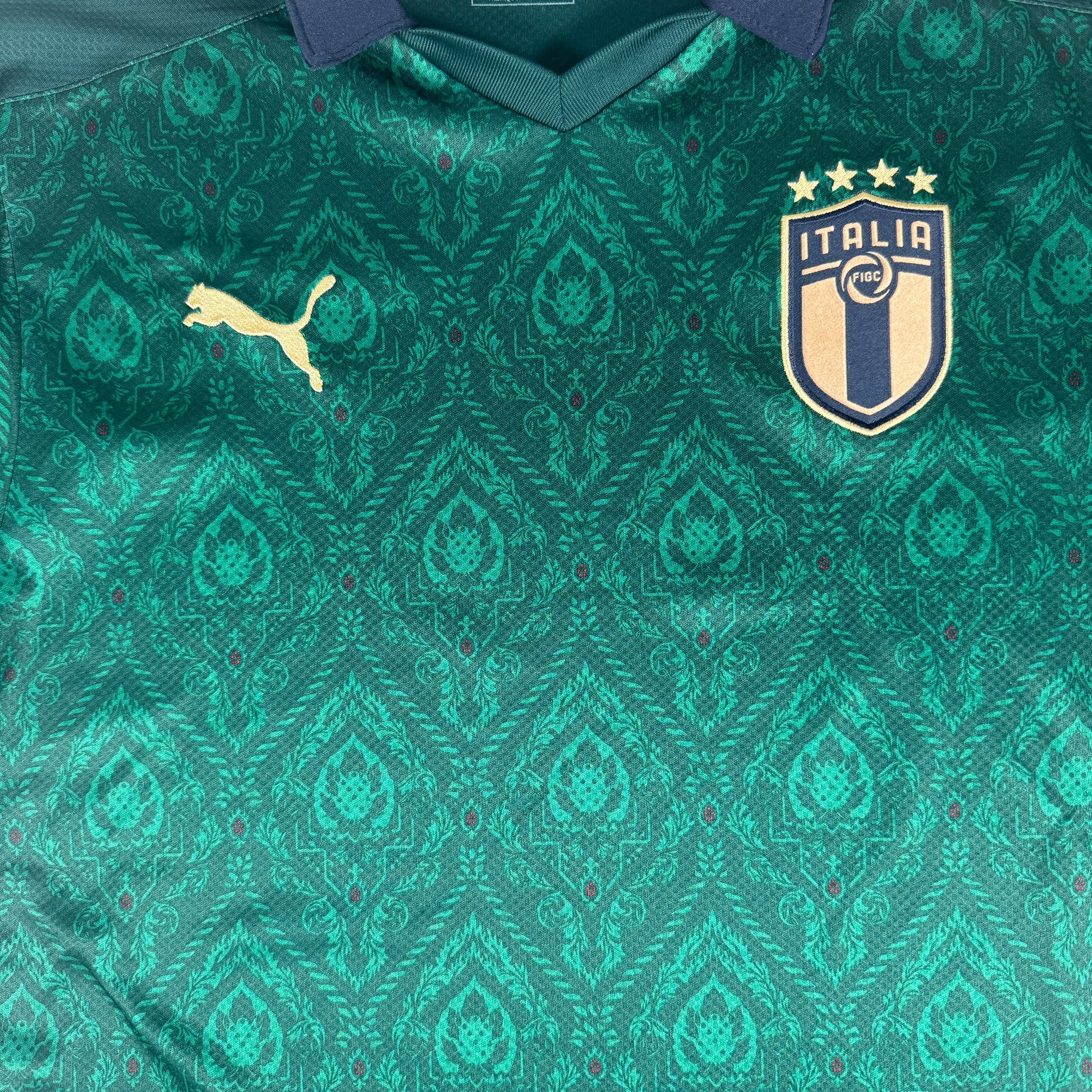 Italy 2020/2021/2022 Third Renaissance Football Shirt Large – Football Shirt Kingdom