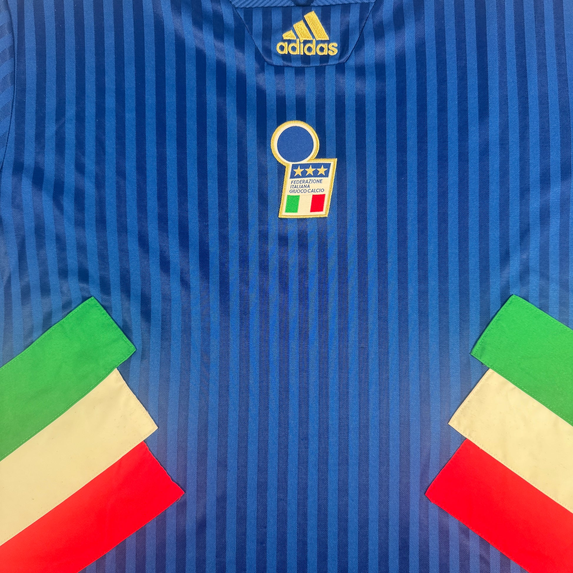 Italy 2023/2024 Icon Home Football Shirt Small – Football Shirt Kingdom