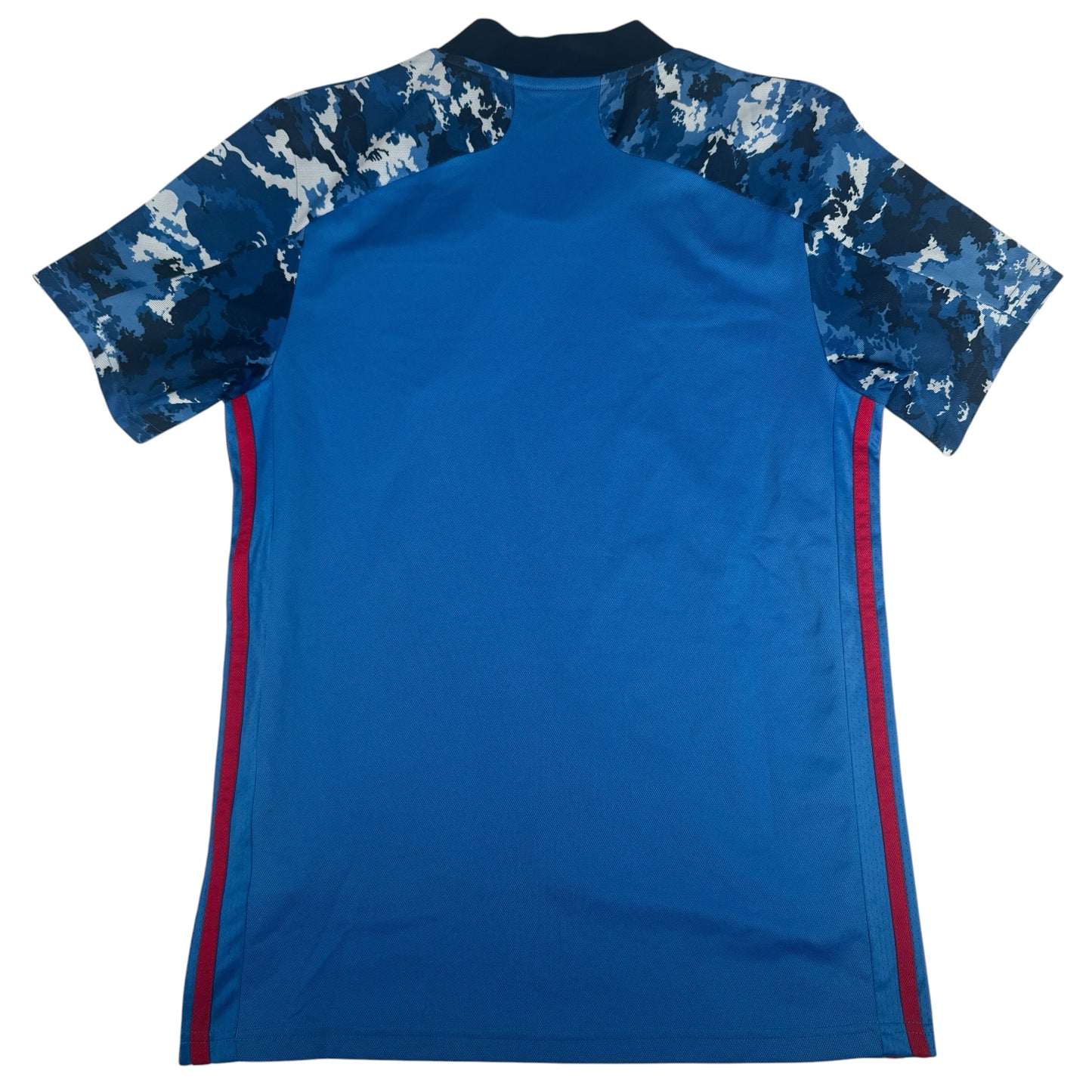 Japan 2020/2021/2022 Home Football Shirt Small – Football Shirt Kingdom
