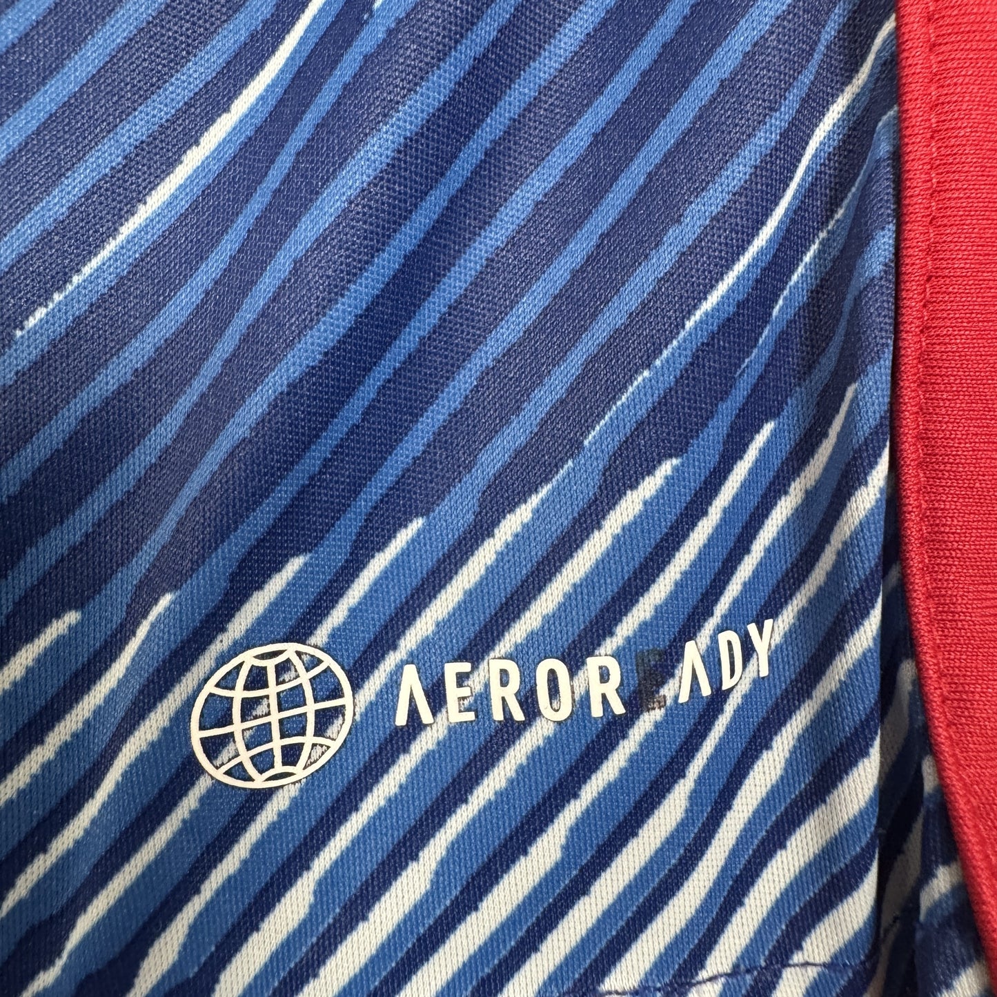 Japan 2022/2023/2024 Home Football Shirt XL
