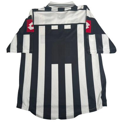 Juventus 2001/2002 Home Football Shirt XL