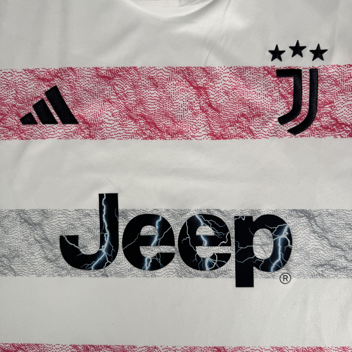 Juventus 2023/2024 Away Football Shirt XXL