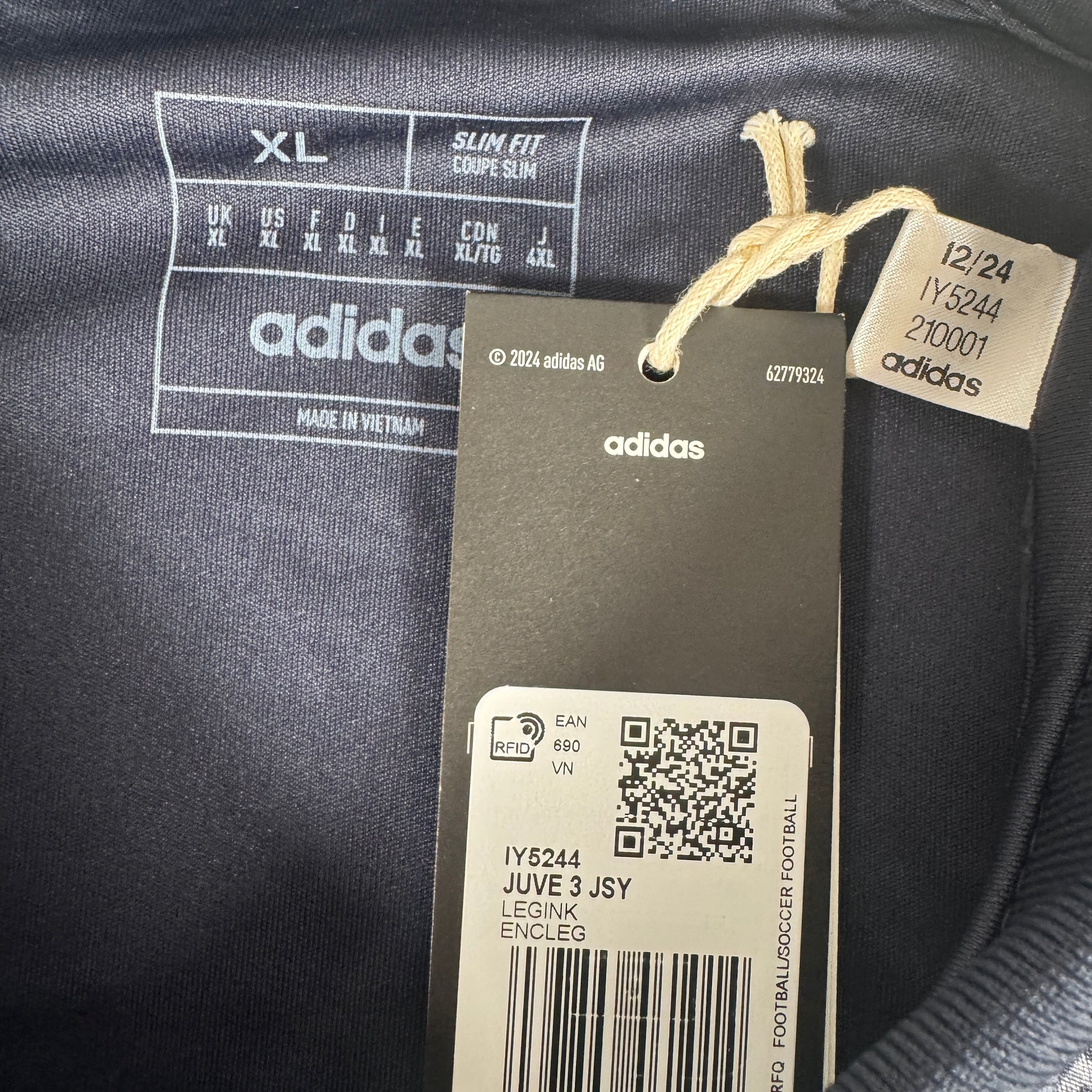 Juventus 2024/2025 Third Football Shirt XL BNWT – Football Shirt Kingdom