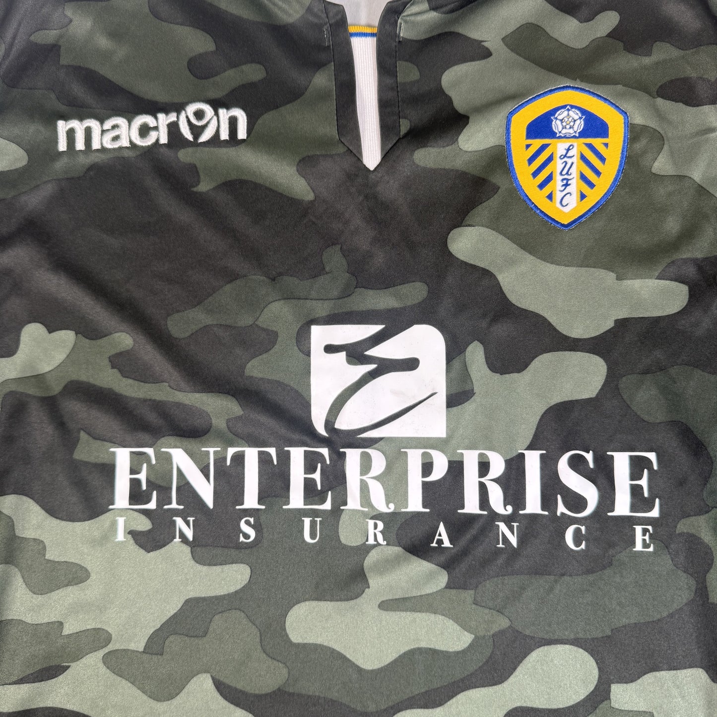 Leeds United 2014/2015 Goalkeeper Long Sleeve Football Shirt Medium