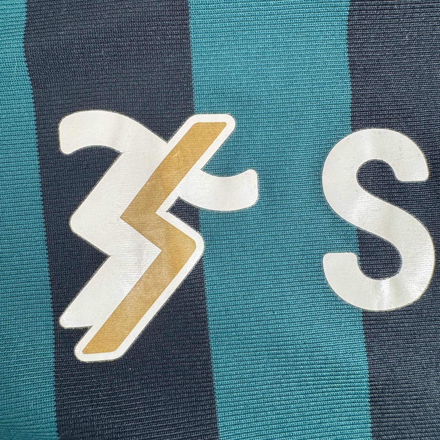 Leeds United 2020/2021 Away Football Shirt Large – Football Shirt Kingdom