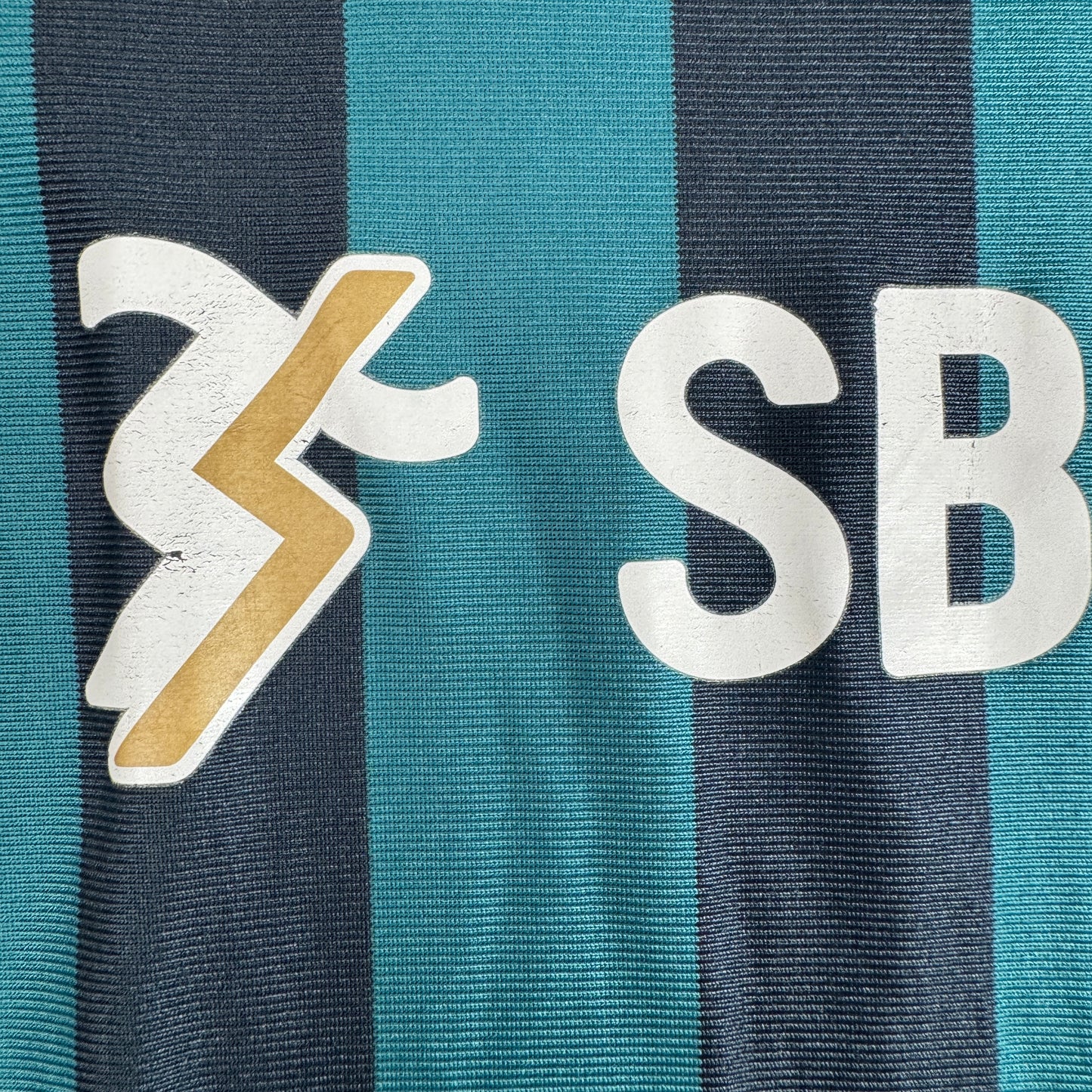 Leeds United 2020/2021 Away Football Shirt XL – Football Shirt Kingdom