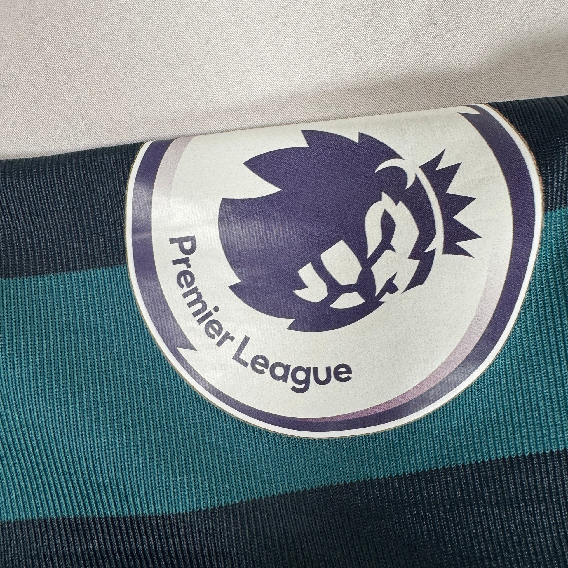 Leeds United 2020/2021 Away Football Shirt XL – Football Shirt Kingdom
