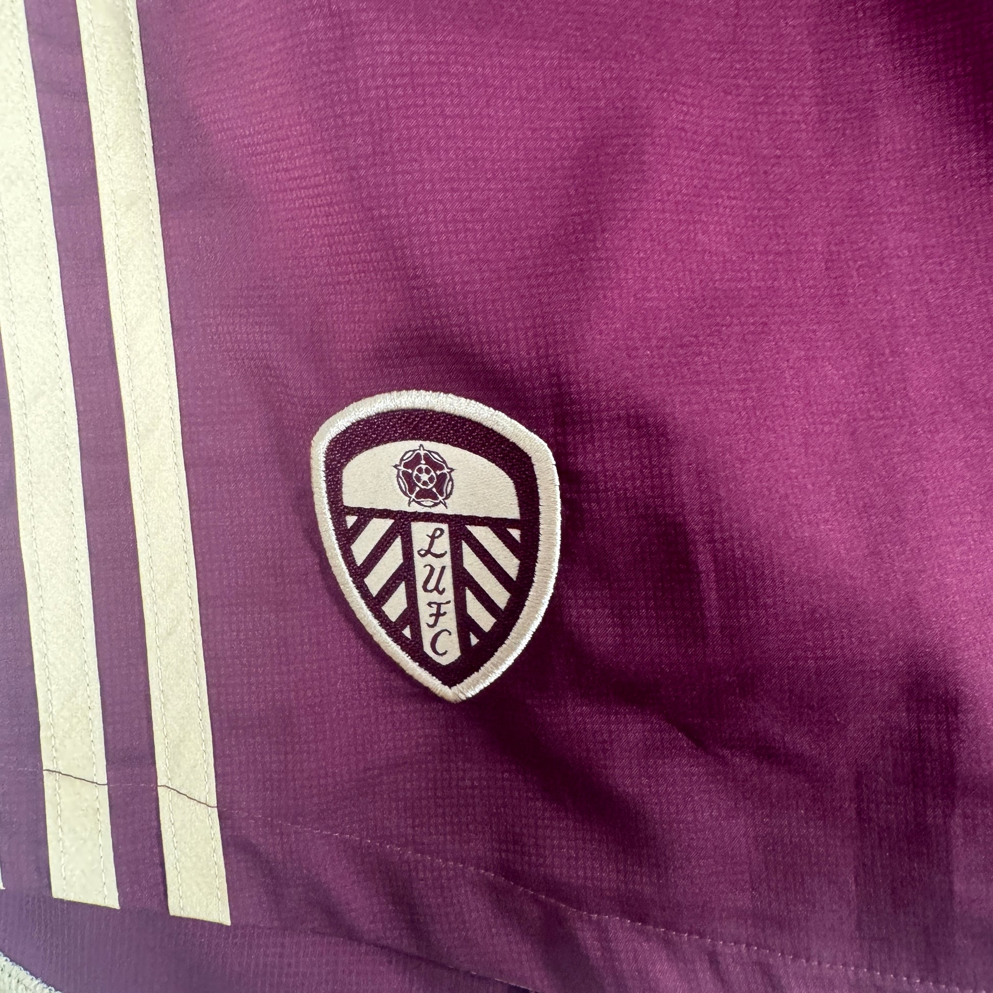 Leeds United 2020/2021 Third Football Shorts 2XL XXL – Football Shirt Kingdom