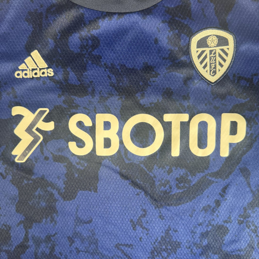 Leeds United 2021/2022 Away Football Shirt Women's Large