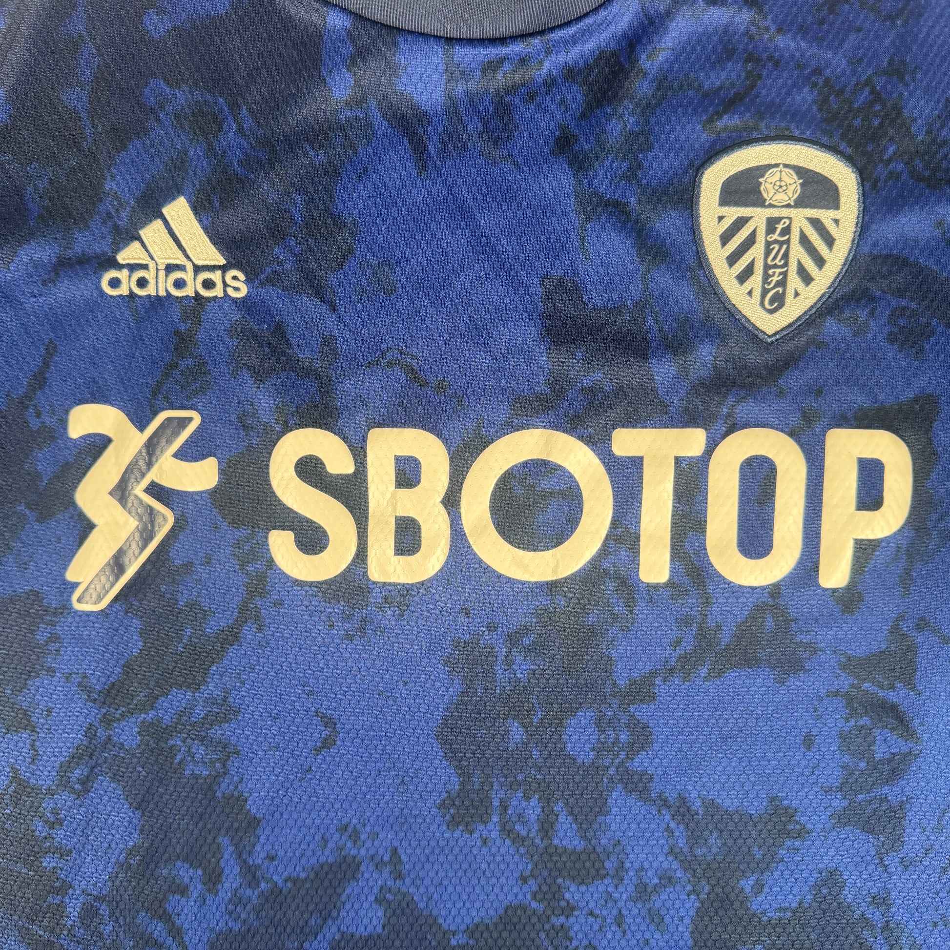 Leeds United 2021/2022 Away Football Shirt XL – Football Shirt Kingdom