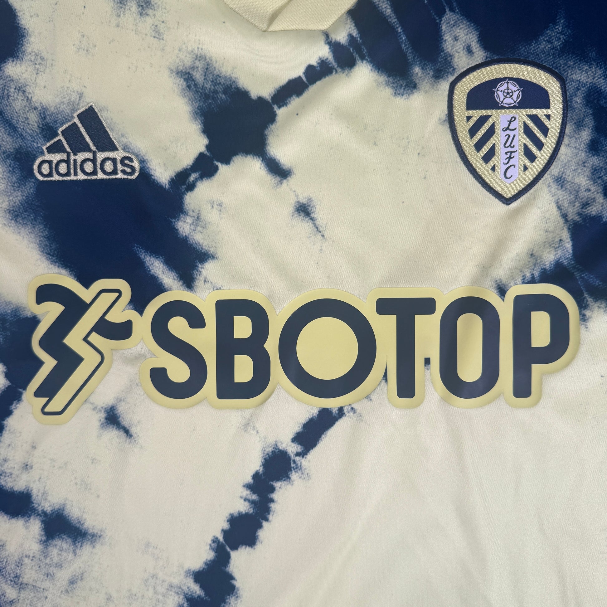 Leeds United 2022/2023 Away Football Shirt XL – Football Shirt Kingdom