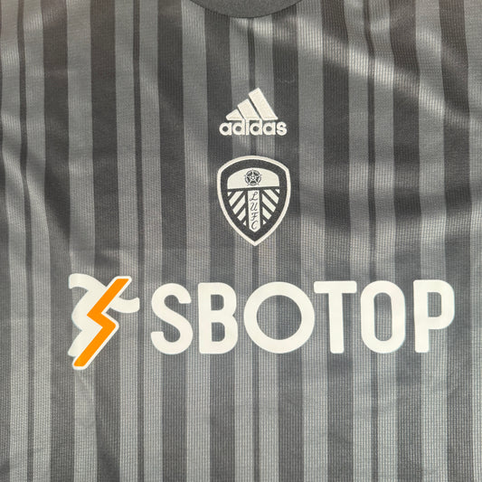 Leeds United 2022/2023 Third Football Shirt XL – Football Shirt Kingdom
