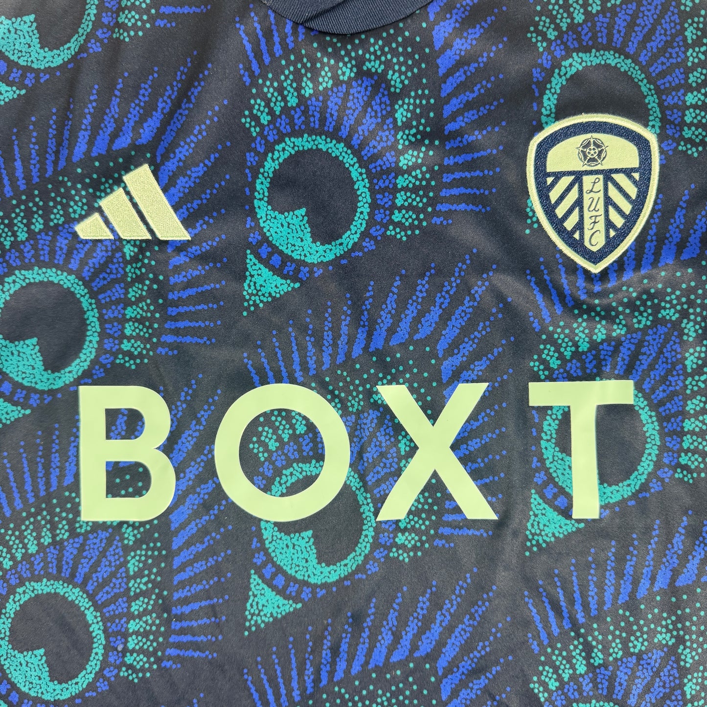 Leeds United 2023/2024 Away Football Shirt XL – Football Shirt Kingdom