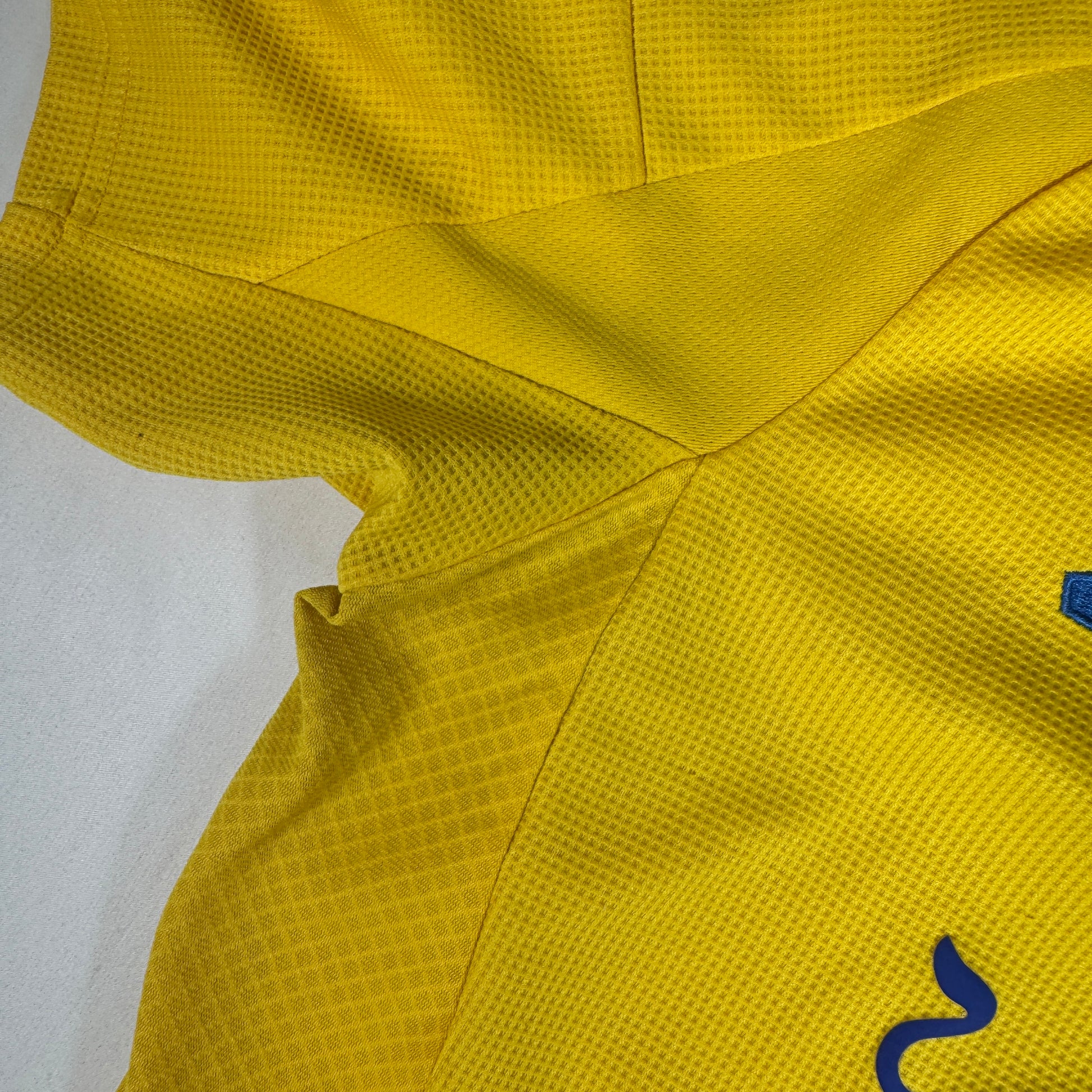 Leeds United 2024/2025 Away Football Shirt Large – Football Shirt Kingdom