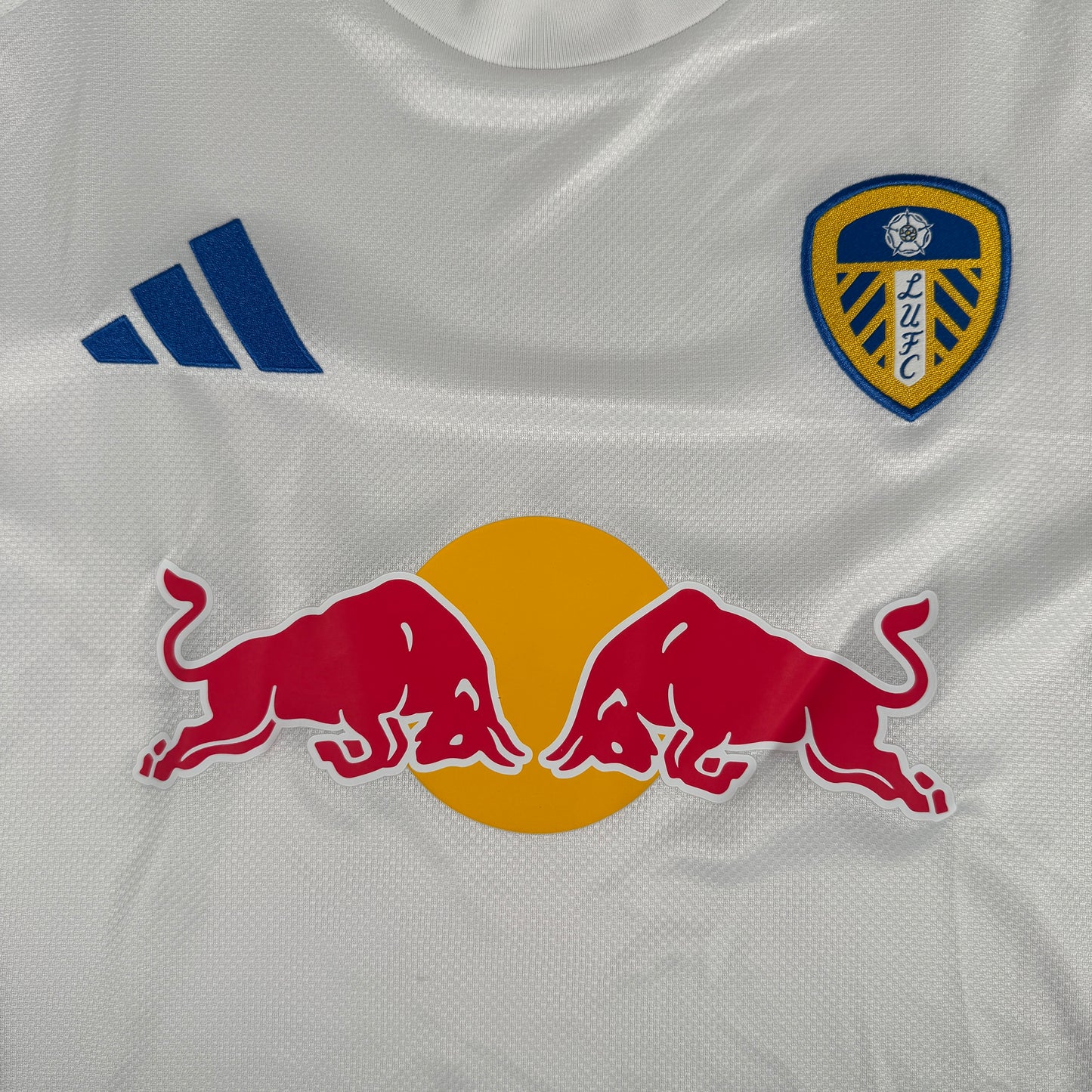 Leeds United 2024/2025 Home Football Shirt Large – Football Shirt Kingdom