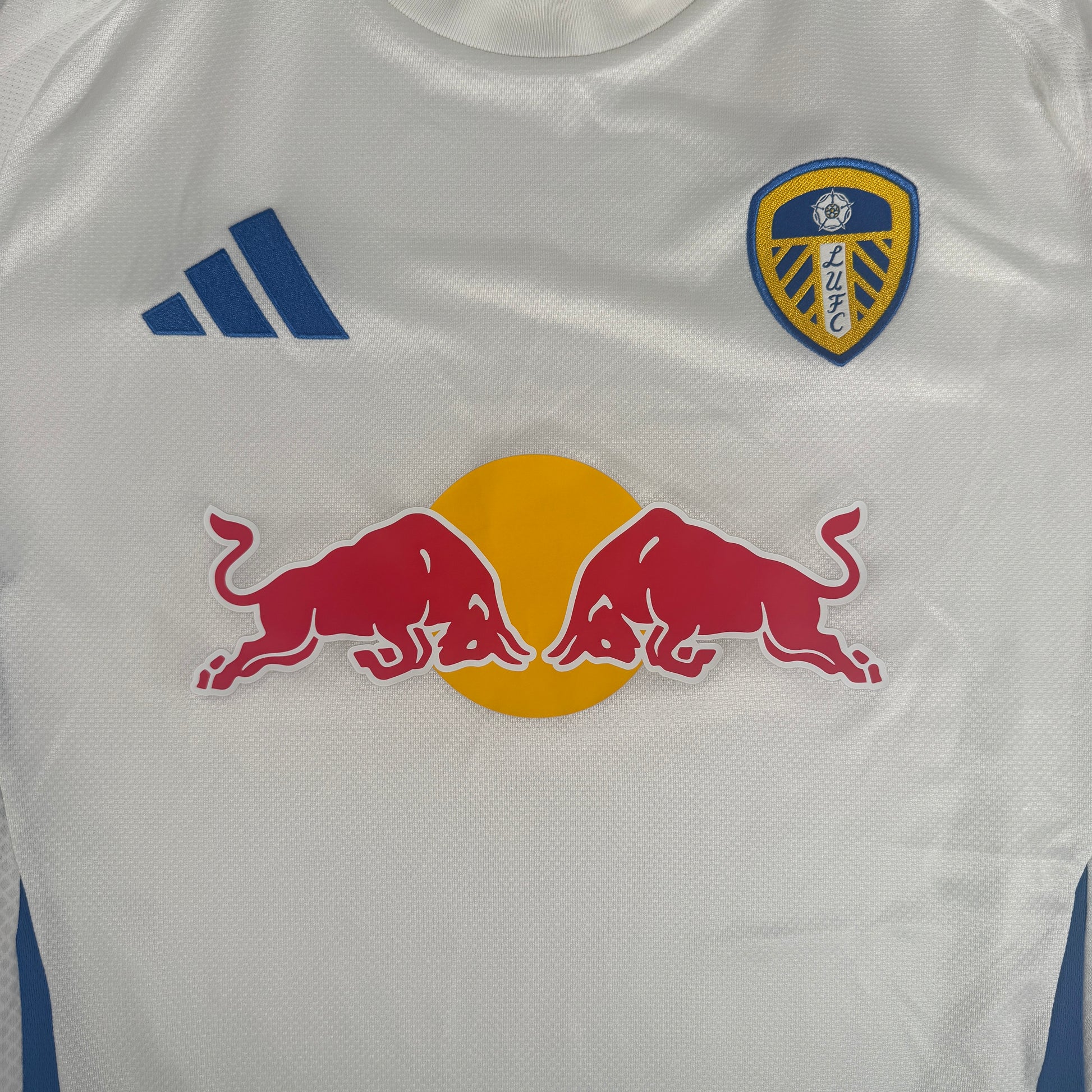 Leeds United 2024/2025 Home Football Shirt Large – Football Shirt Kingdom