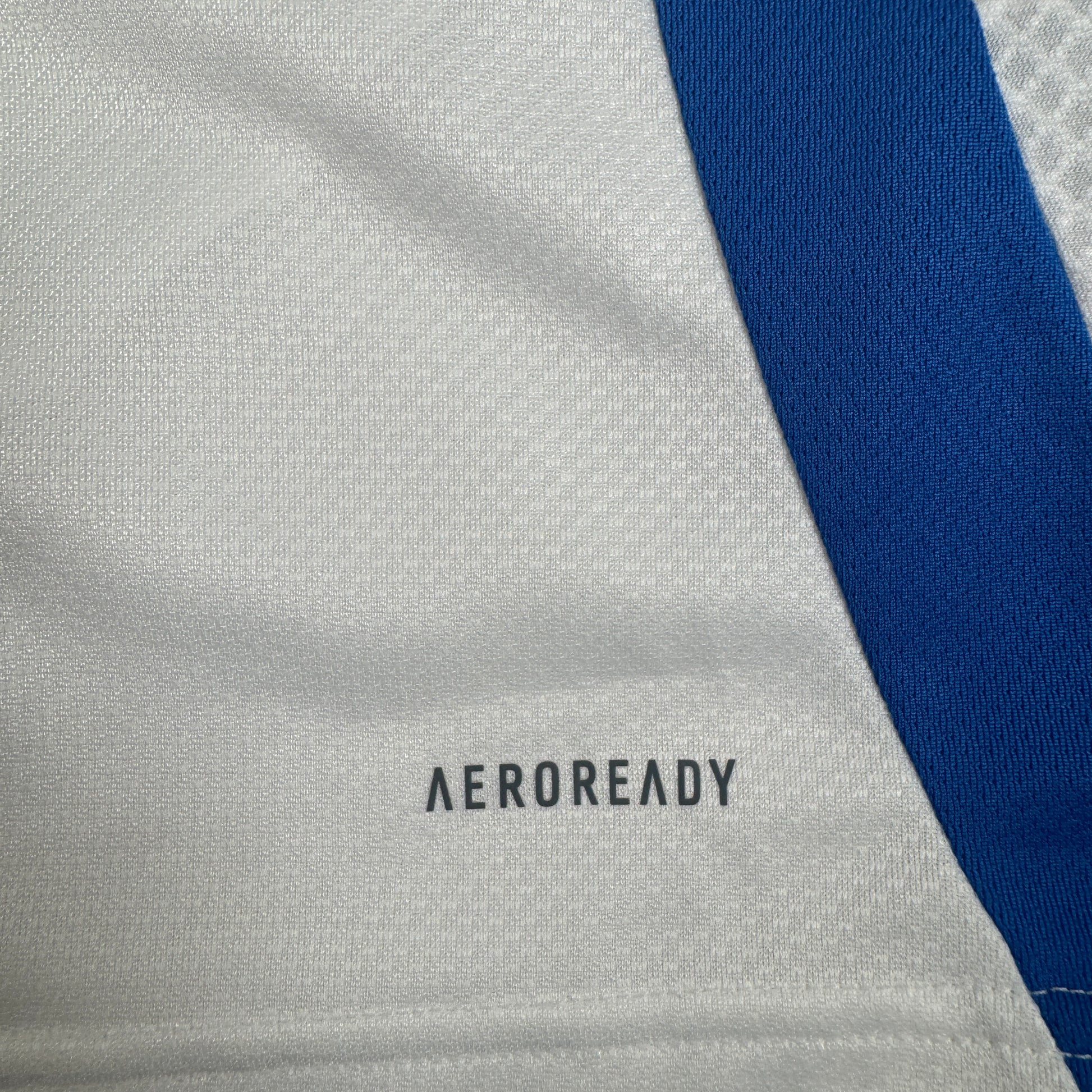 Leeds United 2024/2025 Home Football Shirt Large – Football Shirt Kingdom