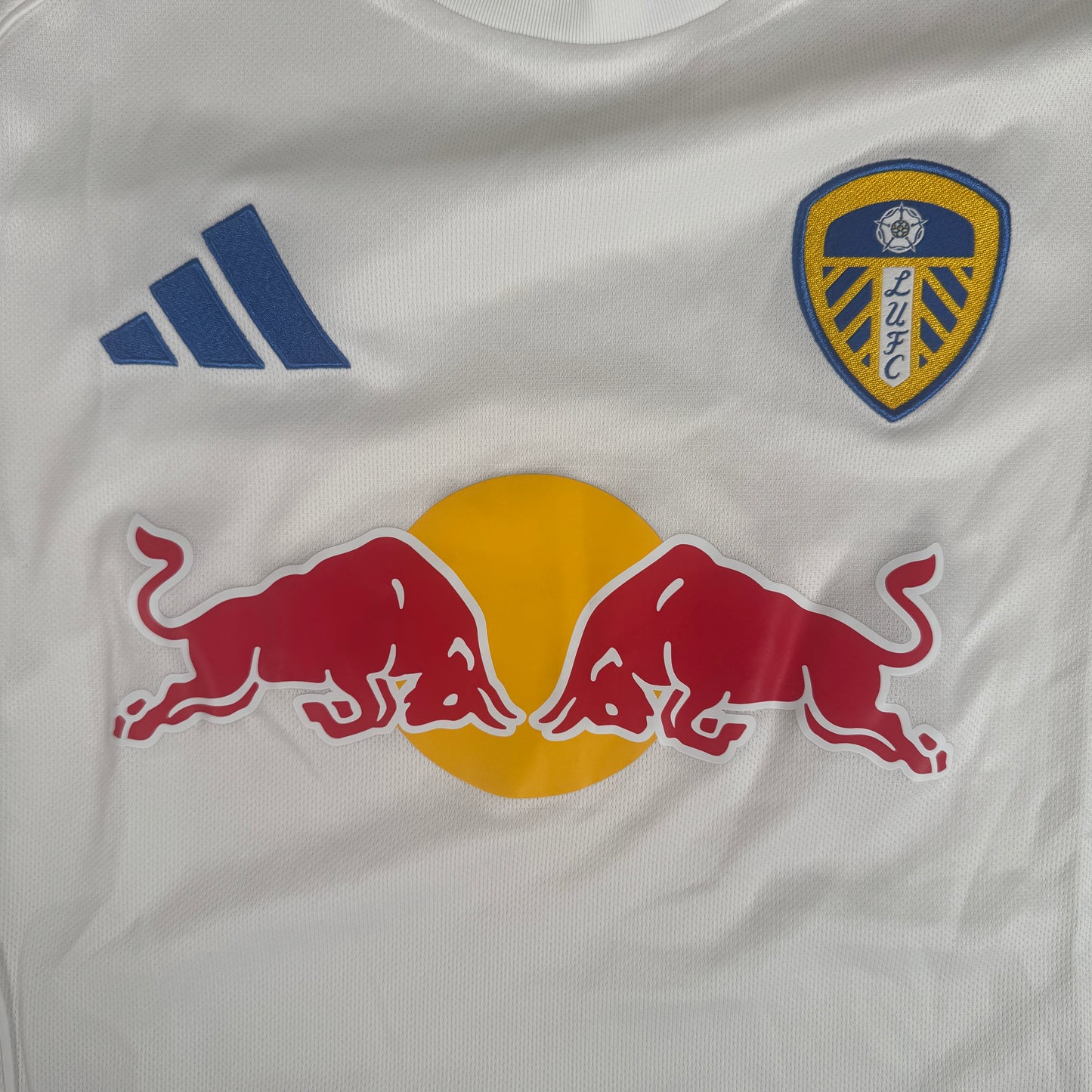 Leeds United 2024/2025 Home Football Shirt Medium – Football Shirt Kingdom