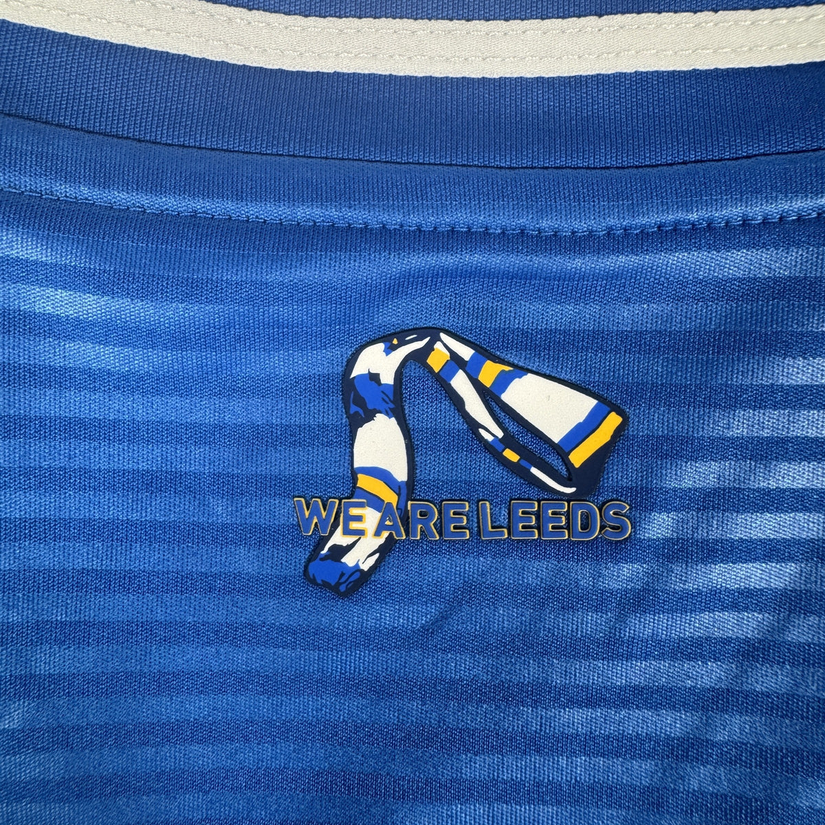 Leeds United 2025/2026 away football shirt, size Medium