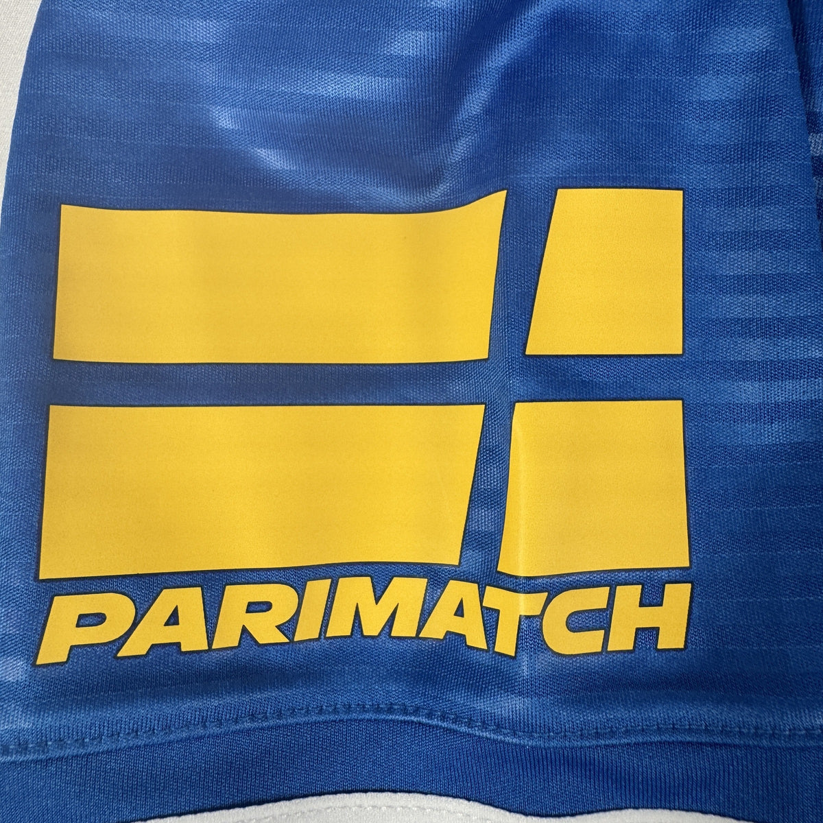 Leeds United 2025/2026 away football shirt, size Medium