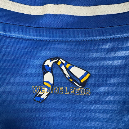 Leeds United 2025/2026 away football shirt, size Medium