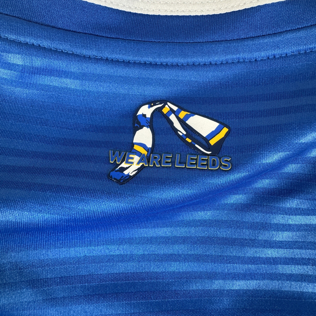 Leeds United 2025/2026 away football shirt, size XL