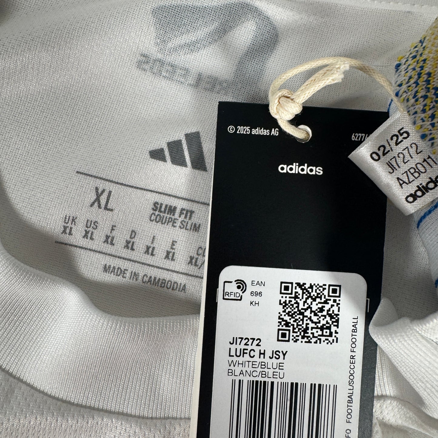 Leeds United 2025/2026 Home Football Shirt XL BNWT – Football Shirt Kingdom