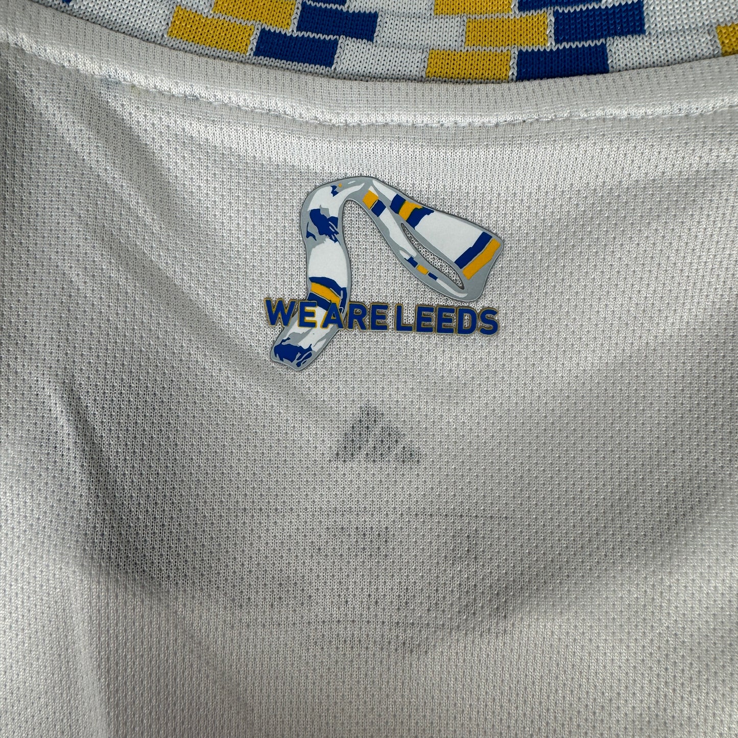 Leeds United 2025/2026 Home Football Shirt XL BNWT – Football Shirt Kingdom
