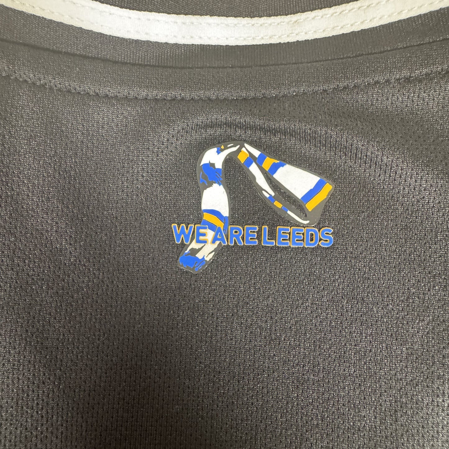 Leeds United 2025/2026 Third Football Shirt XL BNWT
