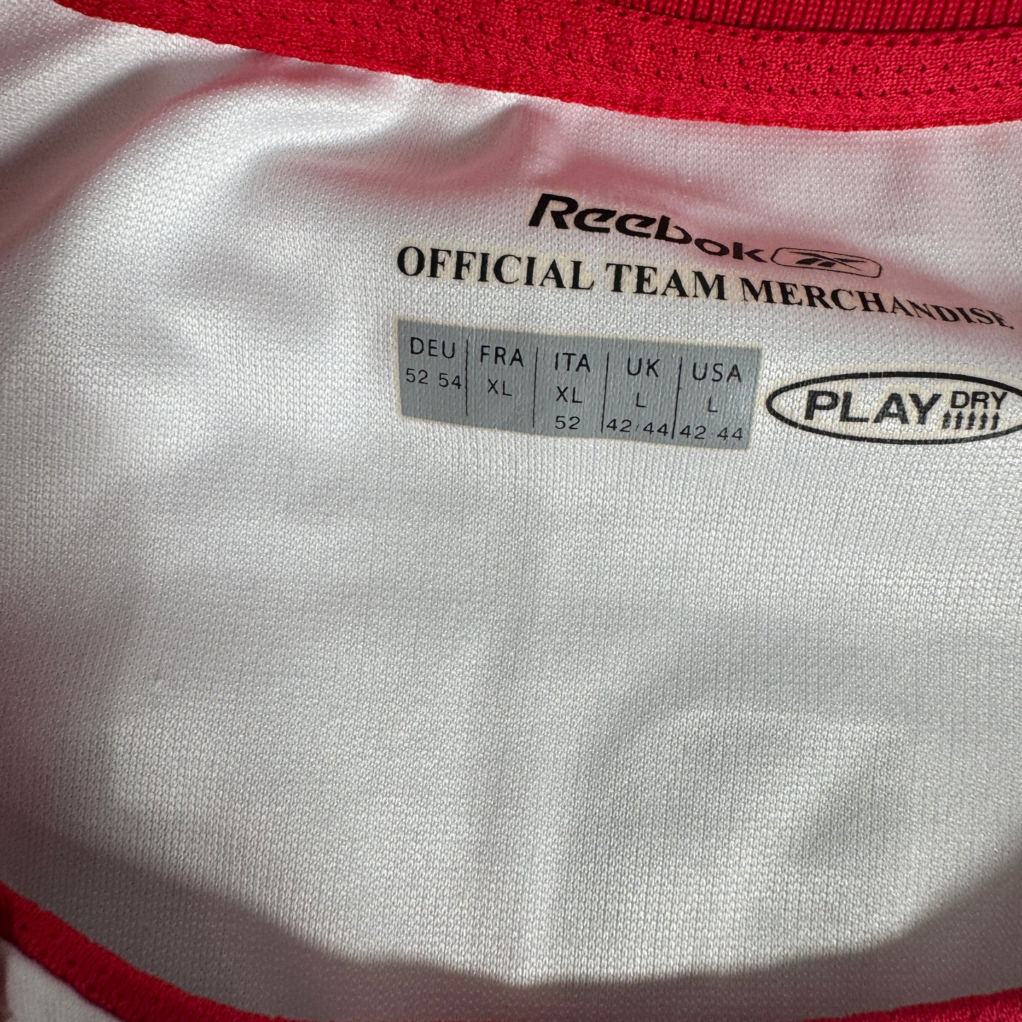 GERRARD 8 Liverpool 2005/2006 Away Football Shirt Large – Football Shirt Kingdom