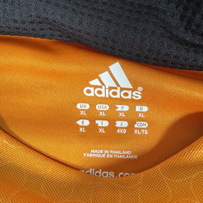 Size label inside Liverpool 2006/2007 goalkeeper football shirt, size XL