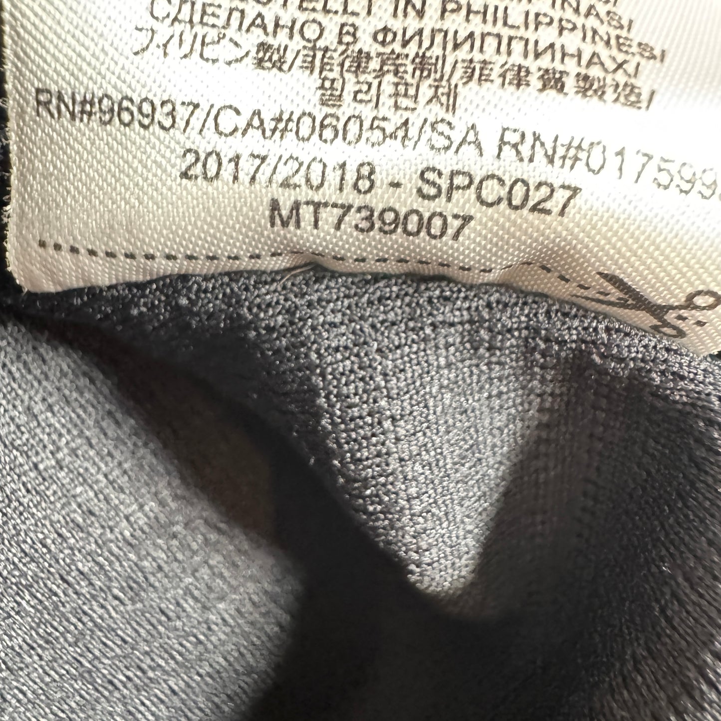 Liverpool 2017/2018 125 Year Goalkeeper Football Shirt Medium – Football Shirt Kingdom