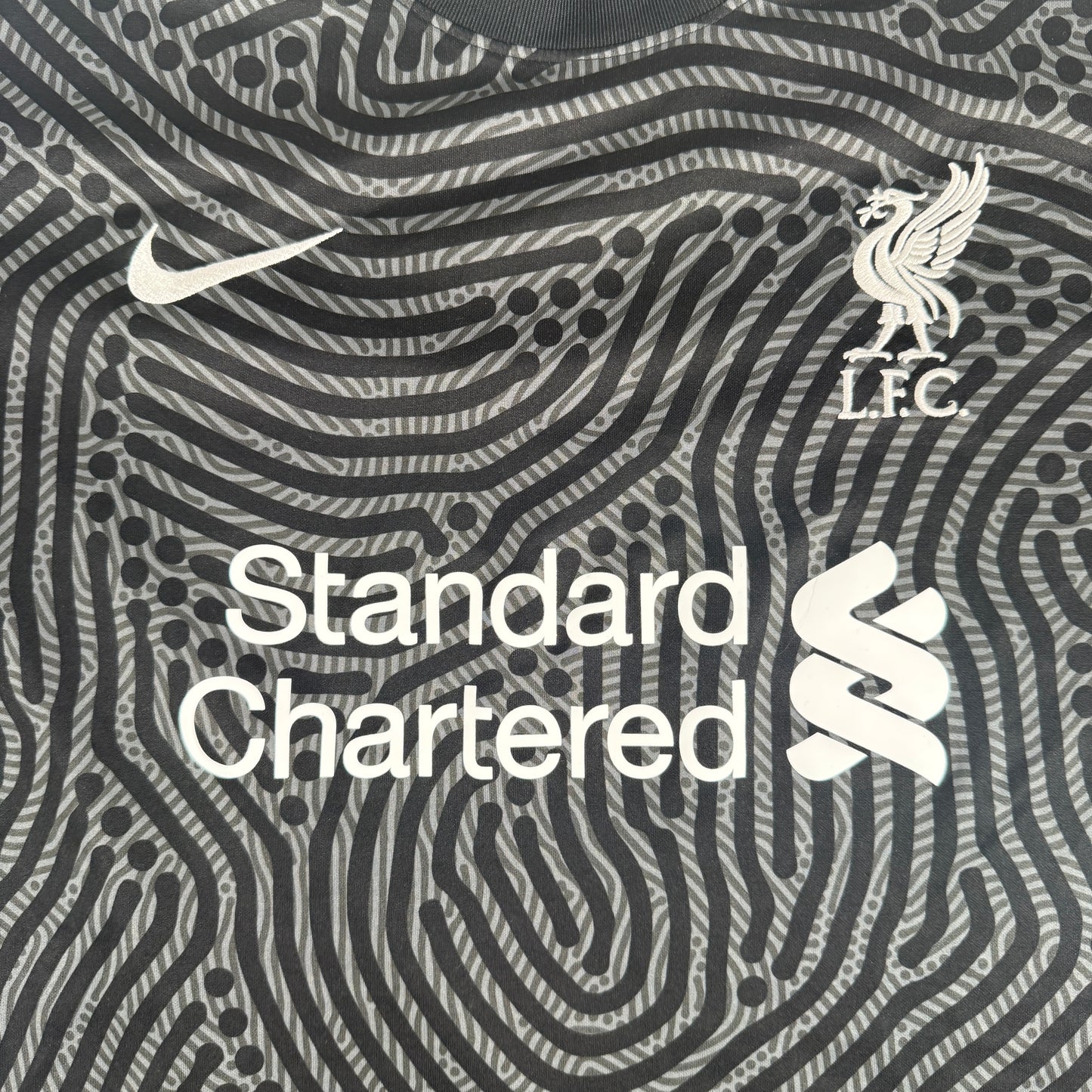 Liverpool 2020/2021 Goalkeeper Football Shirt XL – Football Shirt Kingdom