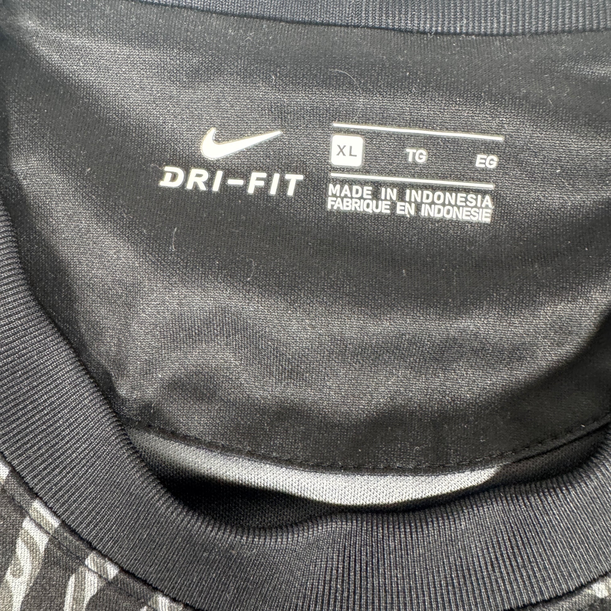 Liverpool 2020/2021 Goalkeeper Football Shirt XL – Football Shirt Kingdom