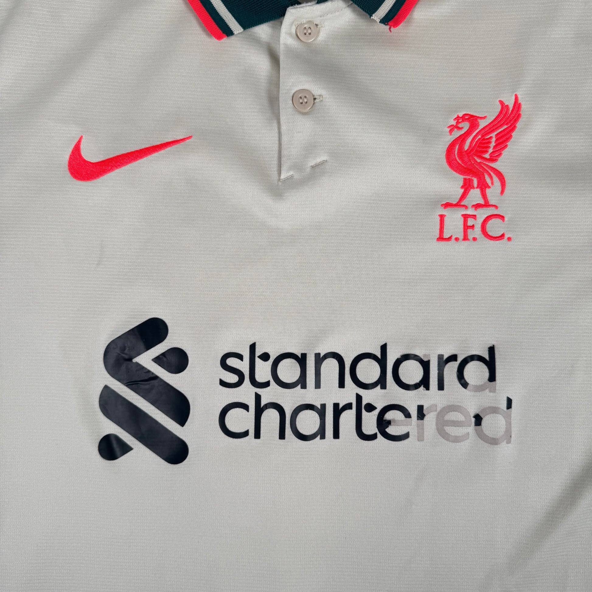 Liverpool 2021/2022 Away Football Shirt Large – Football Shirt Kingdom
