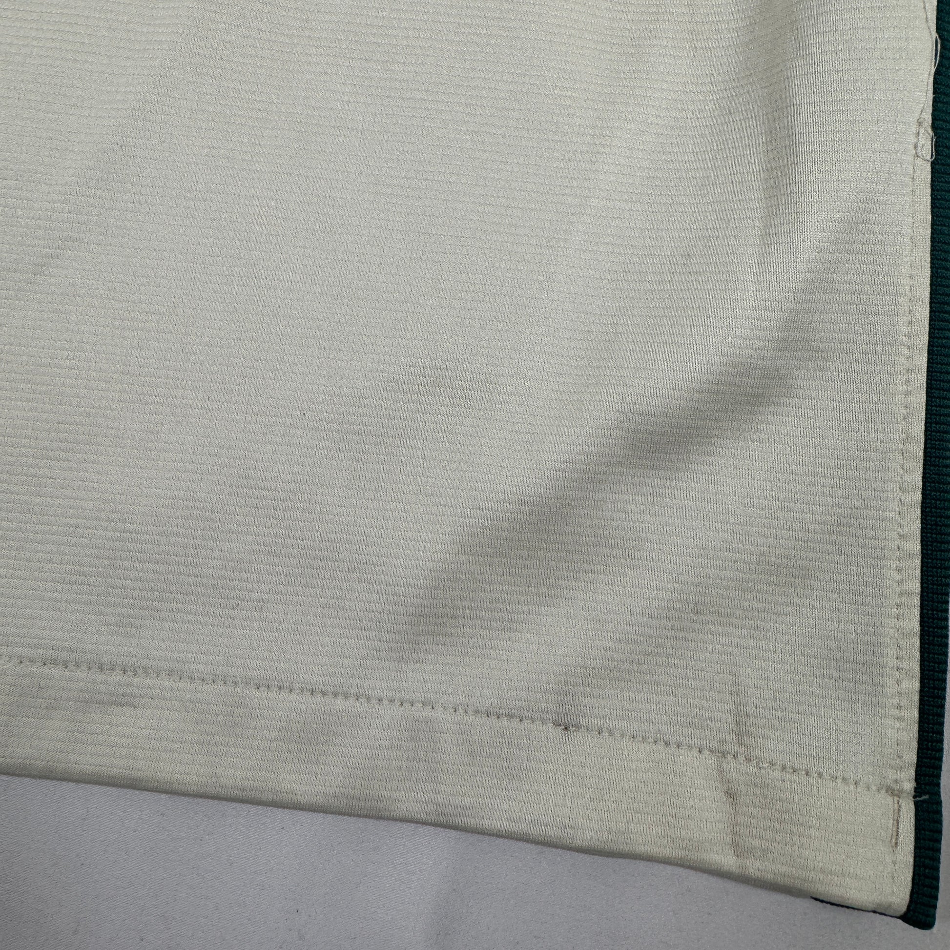 Liverpool 2021/2022 Away Football Shirt Large – Football Shirt Kingdom