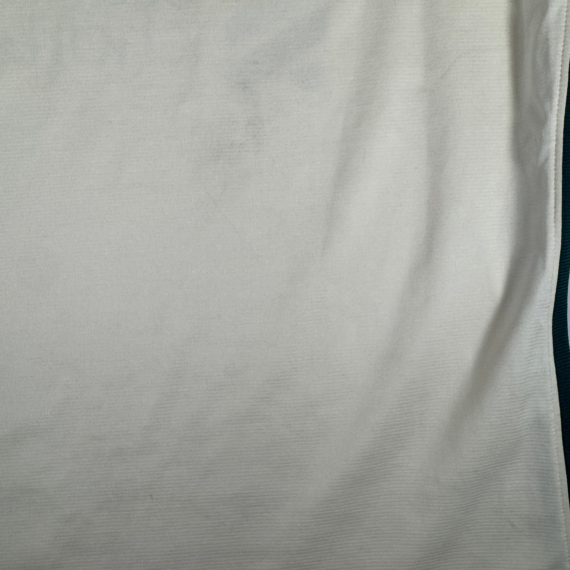 Liverpool 2021/2022 Away Football Shirt Medium – Football Shirt Kingdom