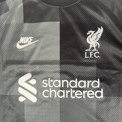 Liverpool 2021/2022 Goalkeeper Football Shirt Large
