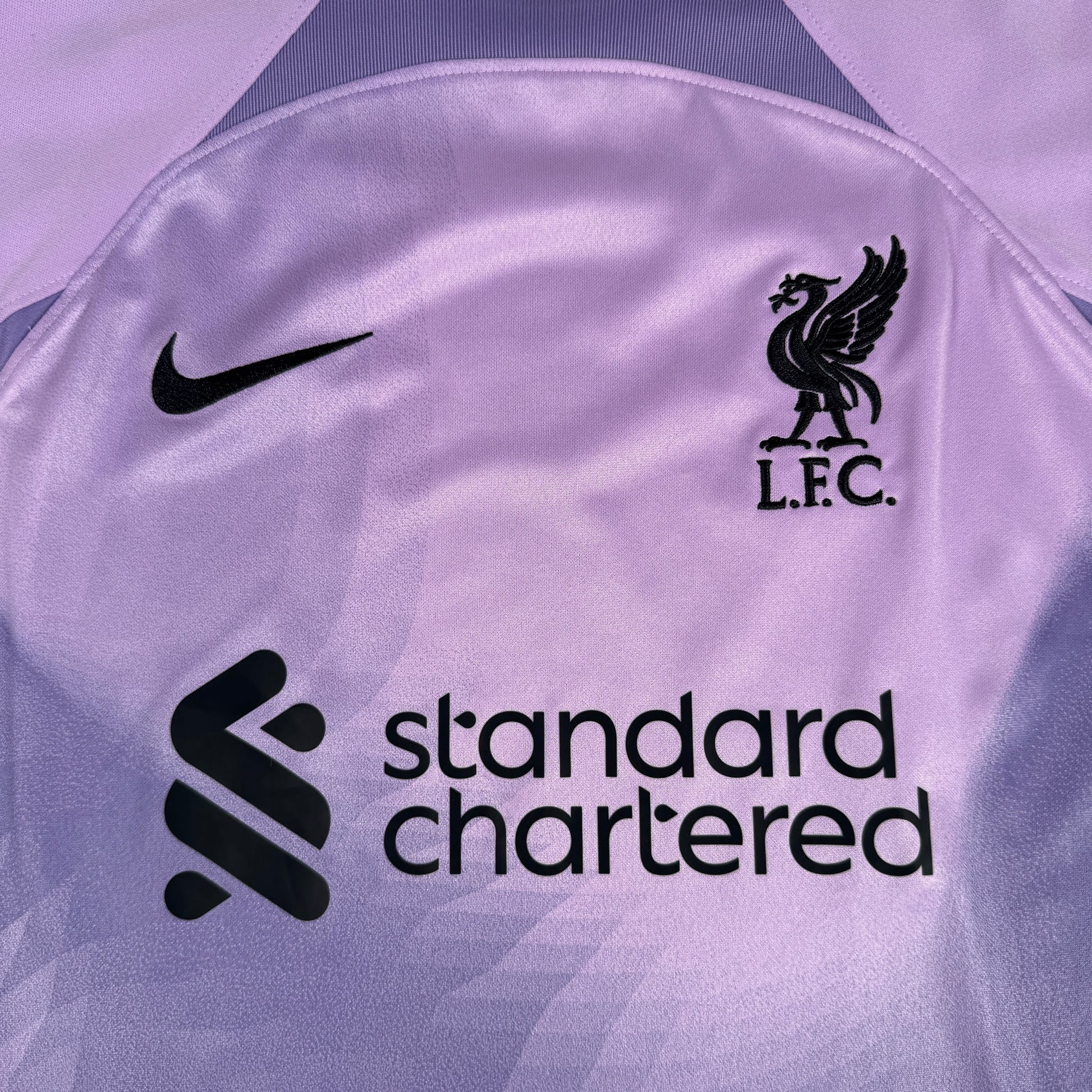 Liverpool 2022/2023 Goalkeeper Football Shirt Medium – Football Shirt Kingdom