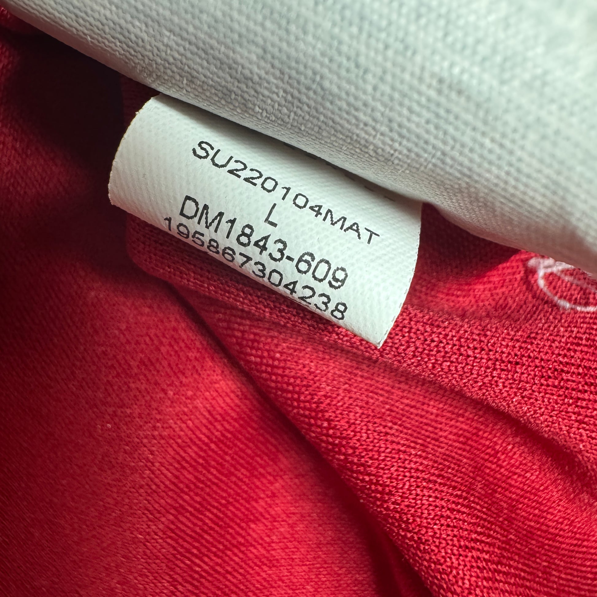 Liverpool 2022/2023 Home Football Shirt Large – Football Shirt Kingdom
