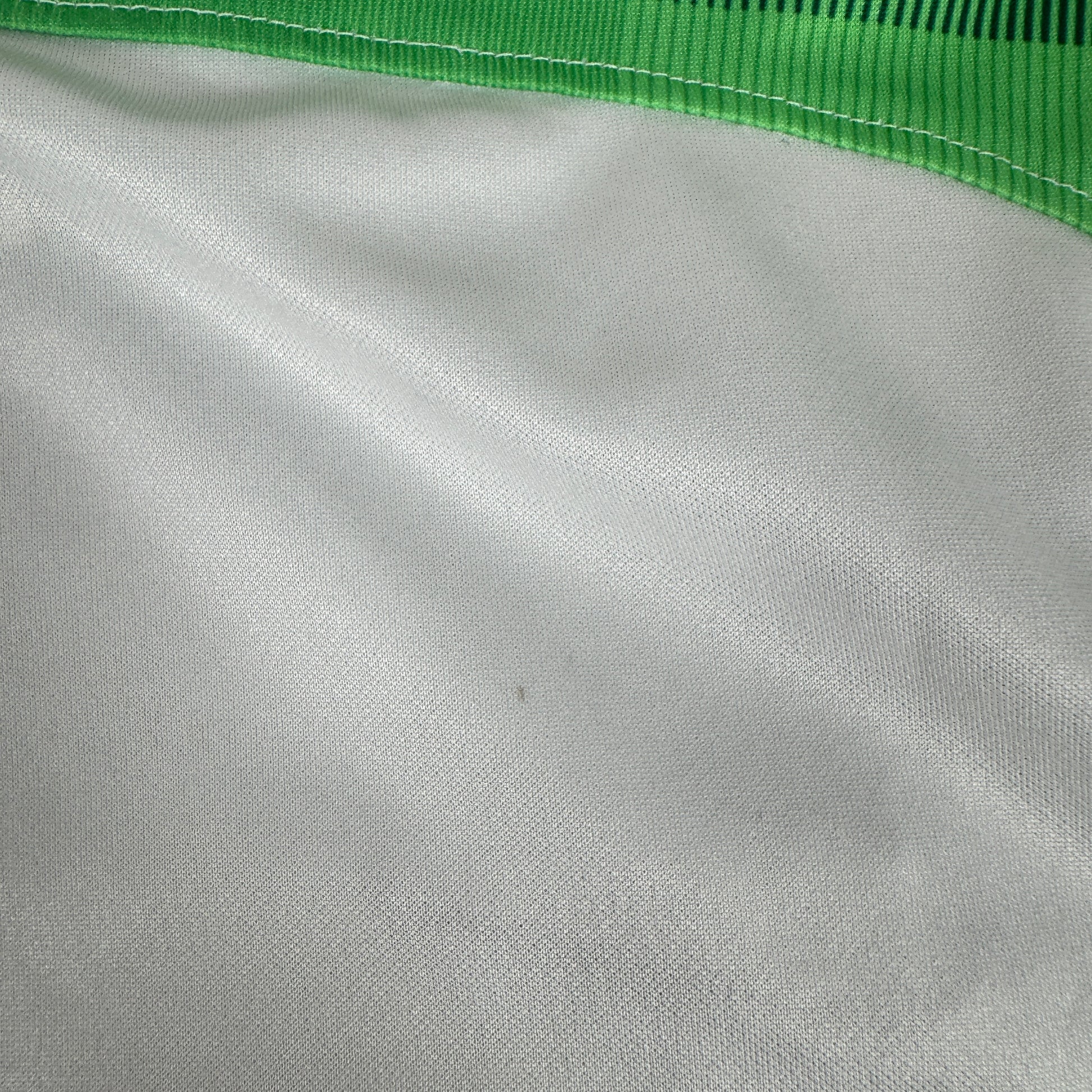 Liverpool 2023/2024 Away Football Shirt 2XL XXL – Football Shirt Kingdom