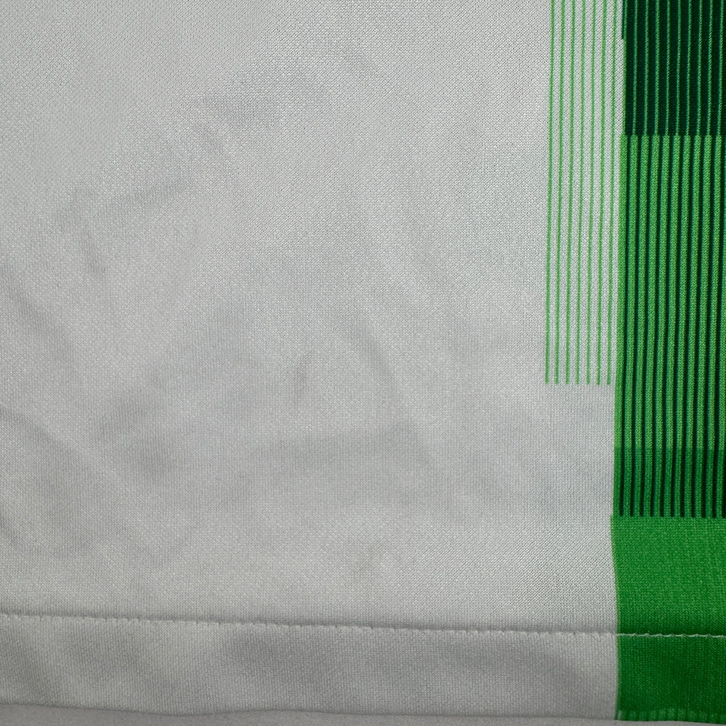 Liverpool 2023/2024 Away Football Shirt Medium – Football Shirt Kingdom