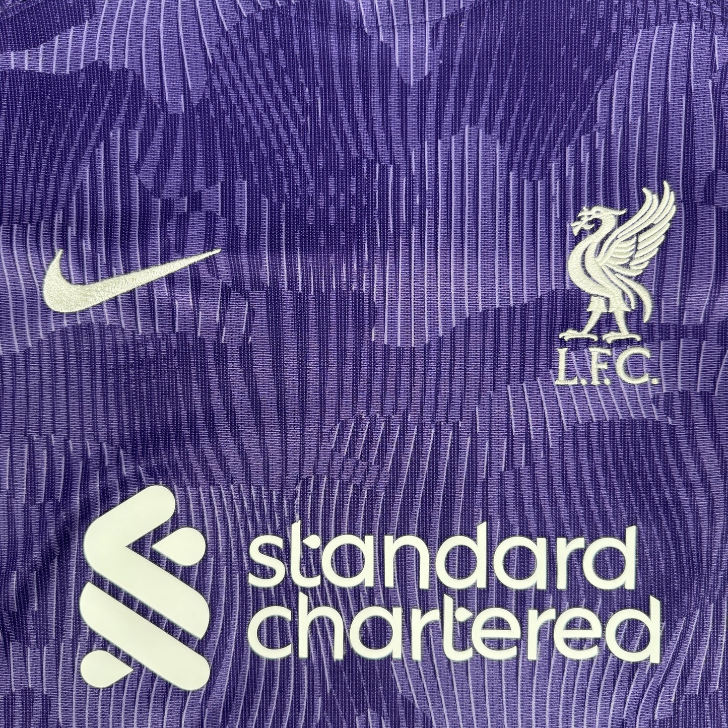 Liverpool 2023/2024 Third Football Shirt Medium – Football Shirt Kingdom