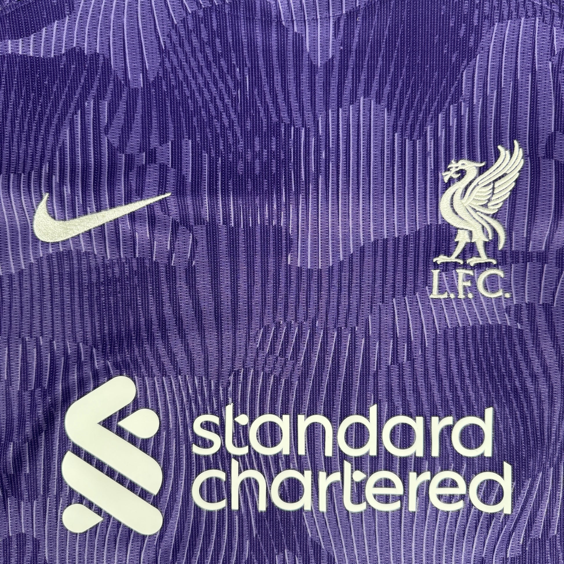 Liverpool 2023/2024 Third Football Shirt Medium – Football Shirt Kingdom