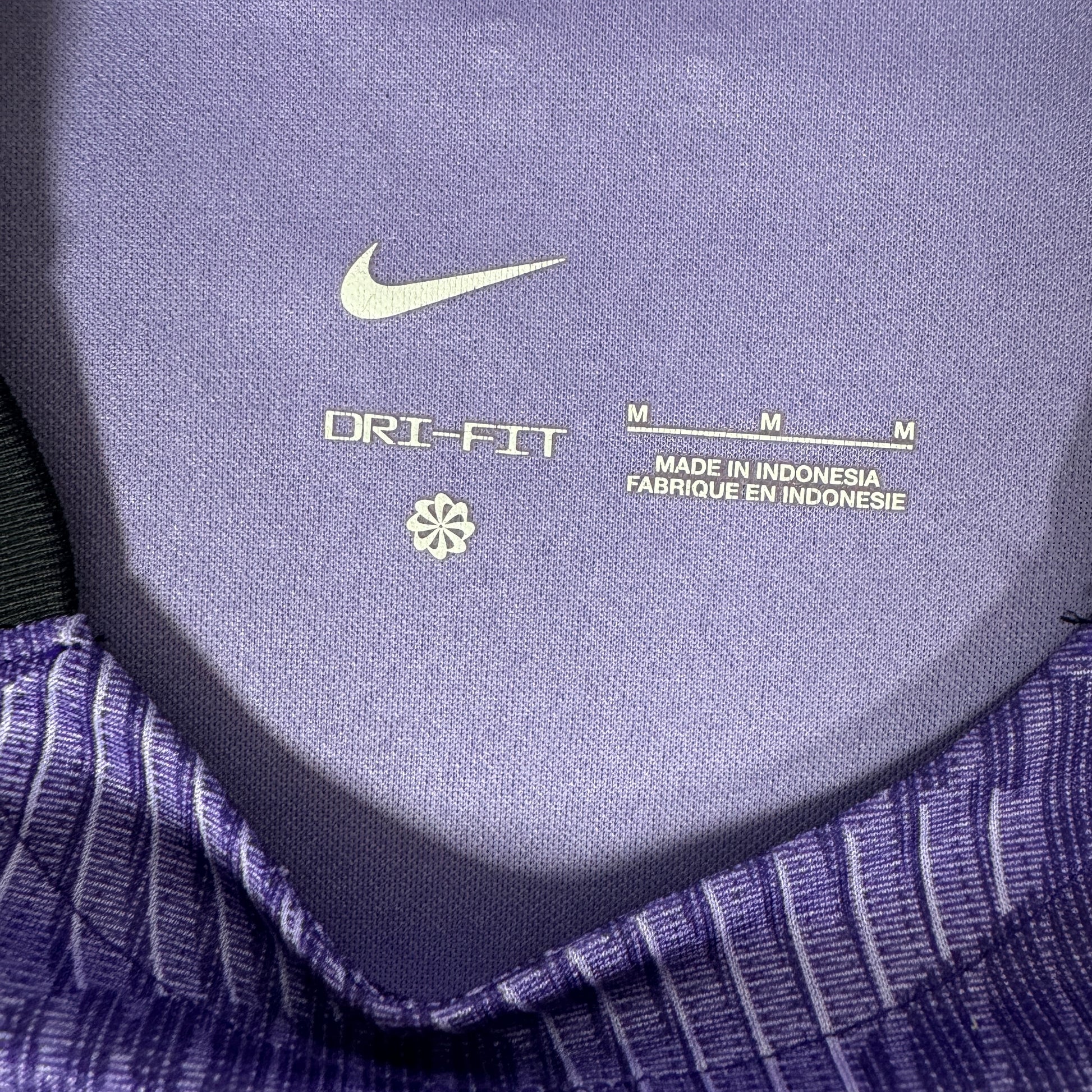 Liverpool 2023/2024 Third Football Shirt Medium – Football Shirt Kingdom