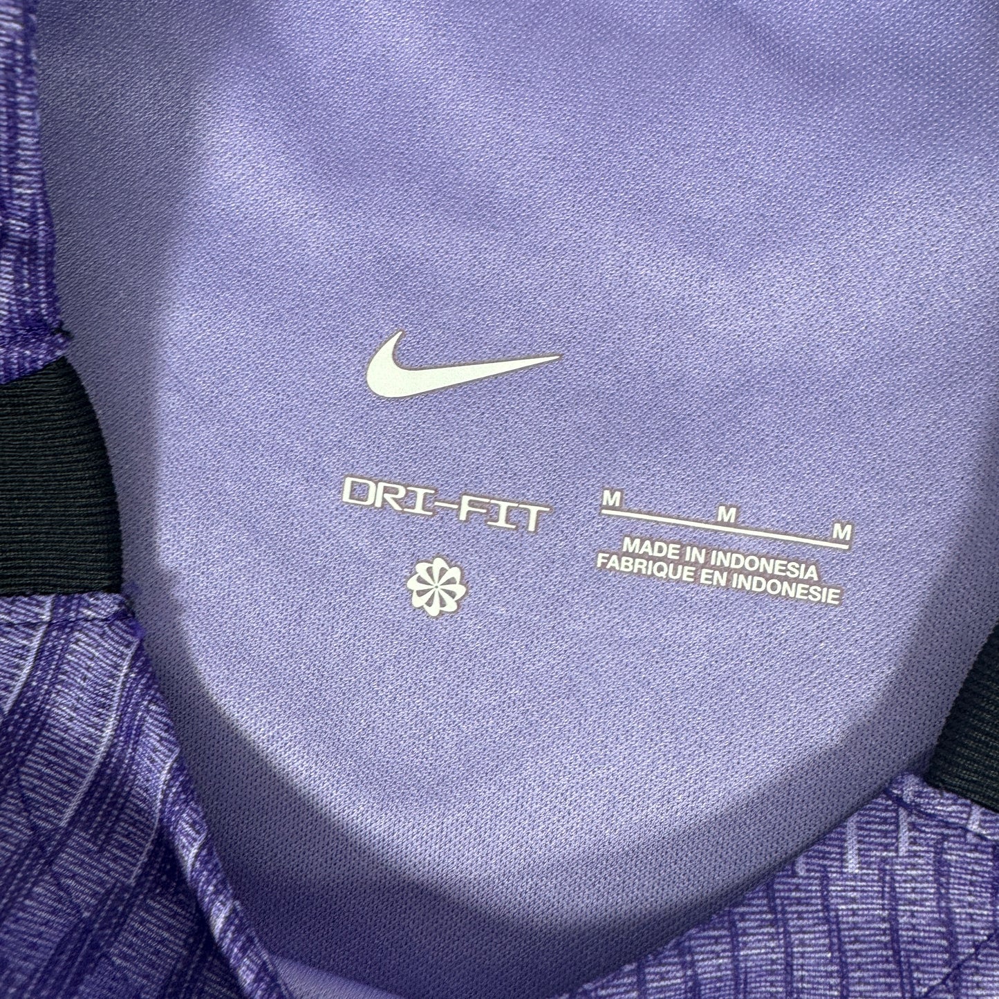 Liverpool 2023/2024 Third Football Shirt Medium – Football Shirt Kingdom