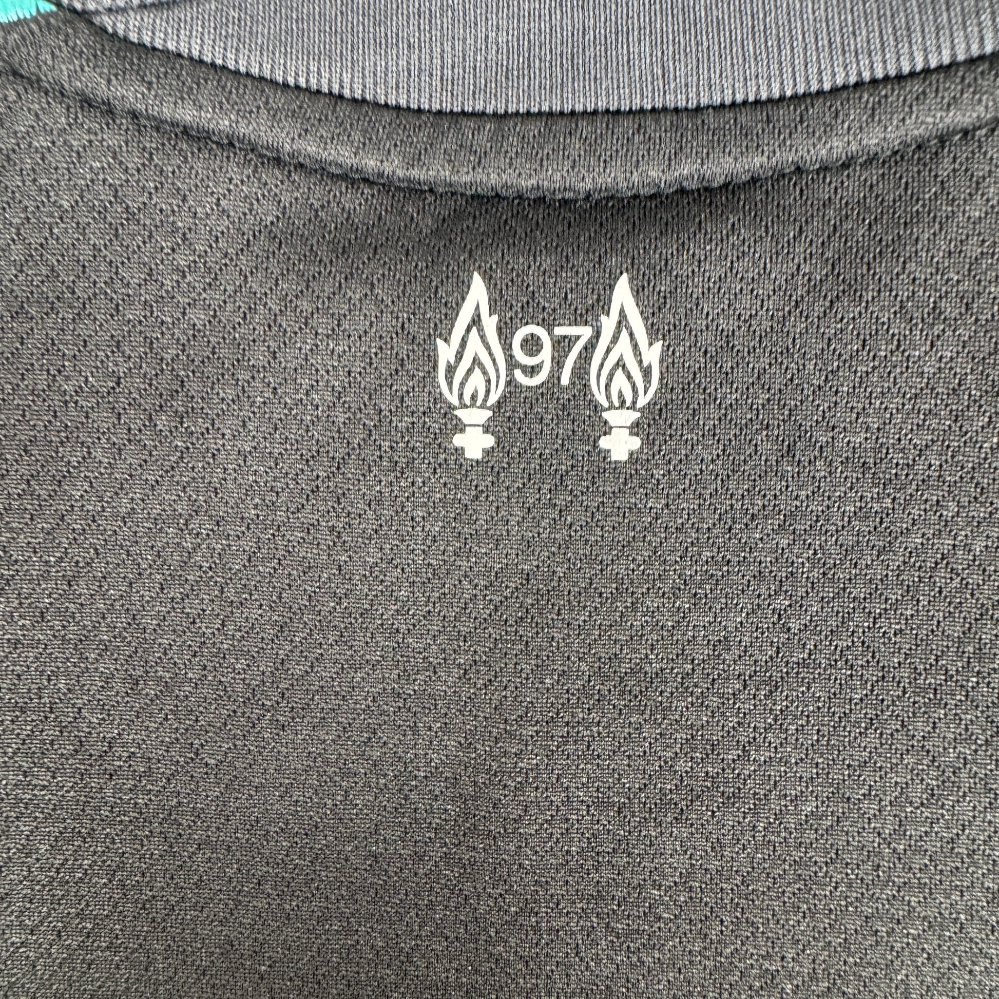 Liverpool 2024/2025 Away Football Shirt Womens Medium – Football Shirt Kingdom